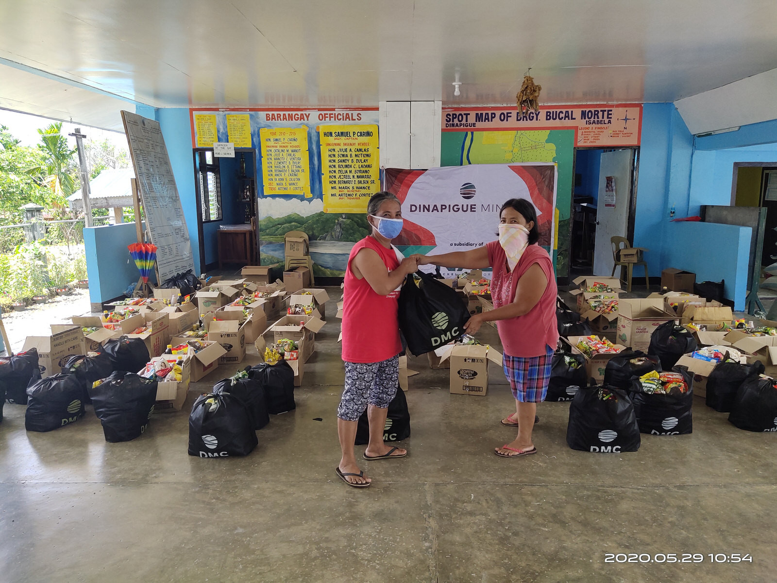 Dinapigue Mining offers relief assistance to communities— Nickel Asia ...